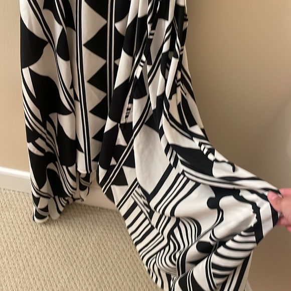 Adjustable, high low flowy dress - Picture 5 of 6